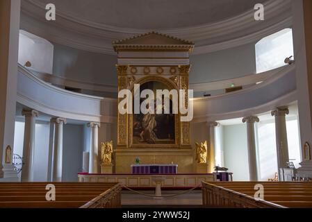 HELSINKI, FINLANDIA - 8 MARZO 2019: Interno dell'antica cattedrale luterana di San Nicola Foto Stock