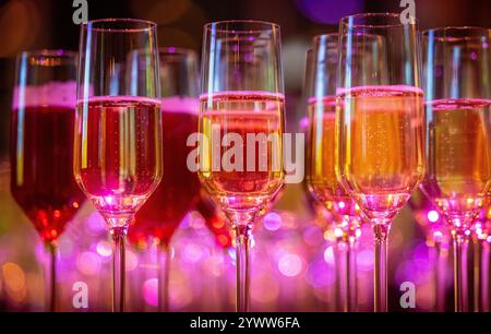 Rotterdam - bicchieri di champagne a un evento festivo nei Paesi Bassi Foto Stock