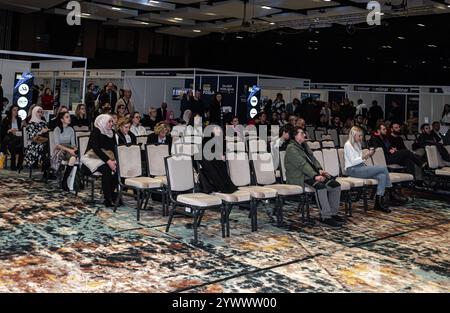 Fiera del lavoro "Gledaj sebi posla" all'Hotel Hills Foto Stock