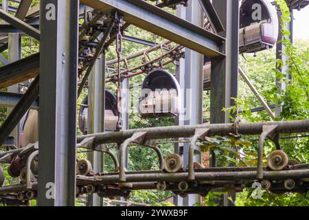 Spreepark Berlino Est Germania, sede di attrazione in un vecchio parco divertimenti abbandonato. Foto Stock