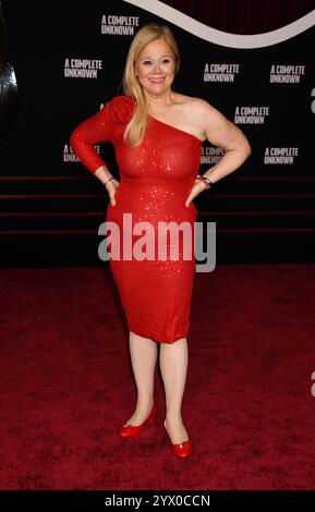 HOLLYWOOD, CALIFORNIA - 10 DICEMBRE: Caroline Rhea partecipa alla premiere di Los Angeles di Searchlight Pictures "A complete Unknown" al Dolby Theatre il 10 dicembre 2024 a Hollywood, California. Crediti: Jeffrey Mayer / MediaPunch Foto Stock