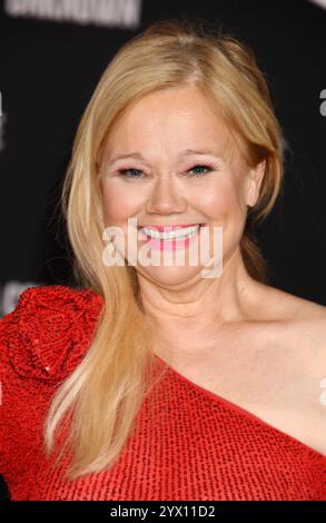 HOLLYWOOD, CALIFORNIA - 10 DICEMBRE: Caroline Rhea partecipa alla premiere di Los Angeles di Searchlight Pictures "A complete Unknown" al Dolby Theatre on D. Foto Stock