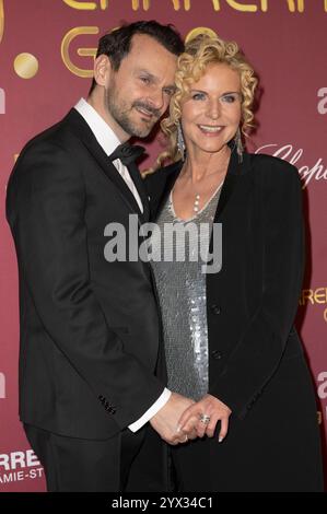 Victoria Herrmann mit Ehemann David Böthig bei der 30. JosÃ Carreras Gala 2024 a der Media City Lipsia. Lipsia, 12.12.2024 *** Victoria Herrmann con il marito David Böthig al 30 JosÃ Carreras Gala 2024 presso Media City Leipzig Lipsia, 12 12 2024 foto:XM.xKremerx/xFuturexImagex carreras 4206 Foto Stock