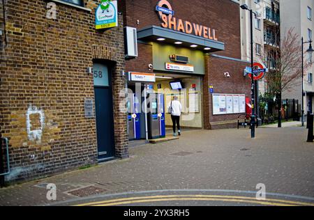 Shadwell Overground Station, Shadwell, Londra, Inghilterra Foto Stock