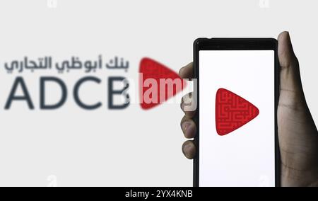 ADCB, una banca commerciale con sede ad Abu Dhabi, Emirati Arabi Uniti. Foto Stock