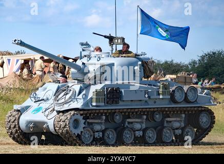 I Super Sherman erano versioni modificate del carro armato americano M4 Sherman che servì con le forze di difesa israeliane dalla metà degli anni '1950 all'inizio degli anni '1980 Foto Stock