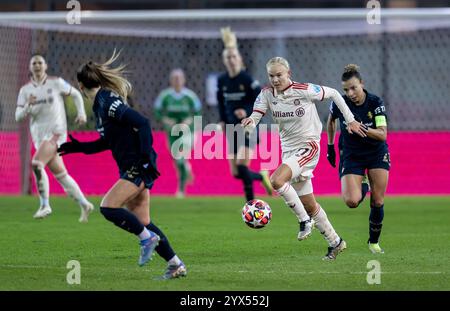 Georgia Stanway (FC Bayern Muenchen Frauen, n. 31). GER, FC Bayern Muenchen vs. Juventus FC, Fussball, UEFA Womans Champions League, gruppo C, 5. Spieltag, Saison 2024/2025, 12.12.2024. Foto: Eibner-Pressefoto/Heike Feiner Foto Stock