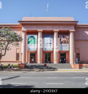 Buenos Aires, Argentina - 22 novembre 2024: Museo nazionale di Belle Arti (Museo Nacional de Bellas Artes) MNBA Foto Stock