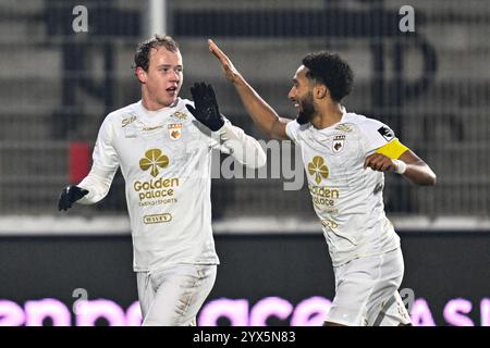 Seraing, Belgio. 13 dicembre 2024. Nolan Gillot di RAAL festeggia dopo aver segnato durante una partita di calcio tra RFC Seraing e RAAL la Louviere, venerdì 13 dicembre 2024 a Seraing, il giorno 15 della 2024-2025 'Challenger Pro League' 1B seconda divisione del campionato belga. BELGA PHOTO BRUNO FAHY credito: Belga News Agency/Alamy Live News Foto Stock