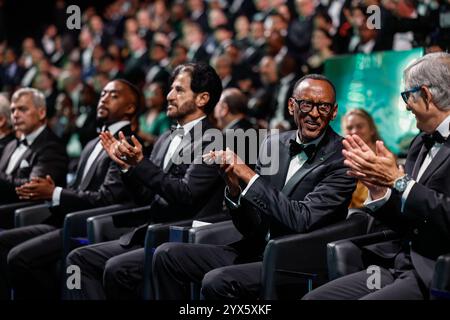 Kagame Paul, presidente del Ruanda, ritratto con BEN SULAYEM Mohammed, presidente della FIA, ritratto durante la cerimonia dei FIA Awards 2024, il 13 dicembre 2024 alla BK Arena, a Kigali, in Ruanda Foto Stock