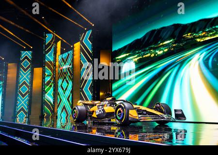 Kigali, Ruanda. 13 dicembre 2024. McLaren durante la cerimonia dei FIA Awards 2024, il 13 dicembre 2024 alla BK Arena, a Kigali, Ruanda - Photo Julien Delfosse/DPPI Credit: DPPI Media/Alamy Live News Foto Stock