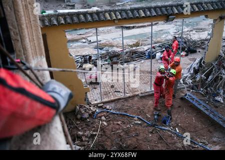 La "Brigada de Rescate Topos Tlatelolco" è un team di ricerca formato da volontari in aree colpite da disastri naturali. Incidenti di primo soccorso Foto Stock