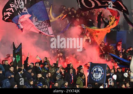 Pisa, Italia. 13 dicembre 2024. Tifosi del Pisa durante AC Pisa vs SSC Bari, partita di calcio italiano di serie B a Pisa, Italia, 13 dicembre 2024 crediti: Agenzia fotografica indipendente/Alamy Live News Foto Stock