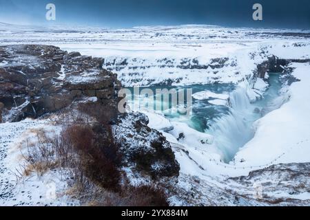 Cascate di Gullfoss in inverno all'alba. Hrunamannahreppur, Árnessýsla, Suðurland, Islanda, Nord europa. Foto Stock