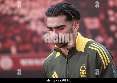 Jota Silva del Nottingham Forest arriva durante la partita di Premier League Nottingham Forest vs Aston Villa al City Ground, Nottingham, Regno Unito, 14 dicembre 2024 (foto di Alfie Cosgrove/News Images) a Nottingham, Regno Unito, il 14/12/2024. (Foto di Alfie Cosgrove/News Images/Sipa USA) Foto Stock