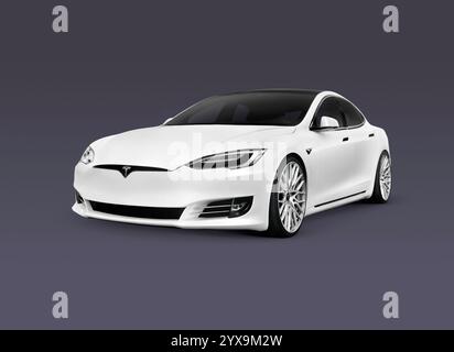 2018 Tesla Model S, bianco di lusso auto elettriche isolate su blu scuro dello sfondo grigio con un tracciato di ritaglio Foto Stock