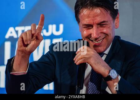 Roma, Italia. 14 dicembre 2024. Il presidente del movimento cinque stelle, Giuseppe Conte, partecipa al raduno dei Fratelli d'Italia 'Atreju' a Roma. (Foto di Vincenzo Nuzzolese/SOPA Images/Sipa USA) credito: SIPA USA/Alamy Live News Foto Stock