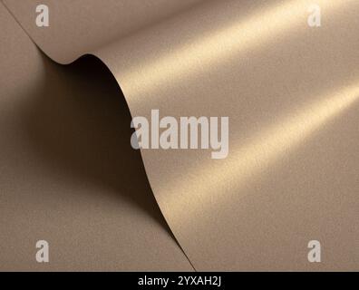 Lussuoso sfondo in carta con una calda tonalità taupe e lucentezza perlescente. Consistenza morbida e liscia con delicate sfumature dorate metalliche. Perfetto per e. Foto Stock