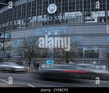 Manchester, Regno Unito. 15 dicembre 2024. Una visione generale dell'Etihad Stadium durante la partita di Premier League Manchester City vs Manchester United all'Etihad Stadium di Manchester, Regno Unito, 15 dicembre 2024 (foto di Mark Cosgrove/News Images) a Manchester, Regno Unito il 12/15/2024. (Foto di Mark Cosgrove/News Images/Sipa USA) credito: SIPA USA/Alamy Live News Foto Stock