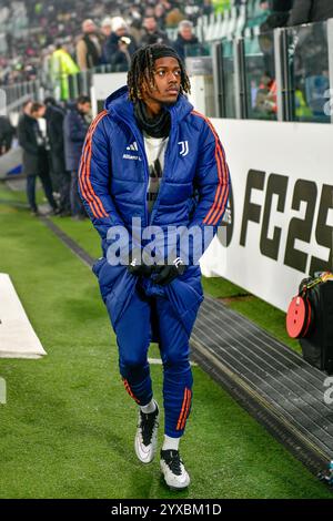 Torino, Italia. 14 dicembre 2024. Samuel Mbangula della Juventus visto durante la partita di serie A tra Juventus e Venezia allo stadio Allianz di Torino. Credito: Gonzales Photo/Alamy Live News Foto Stock