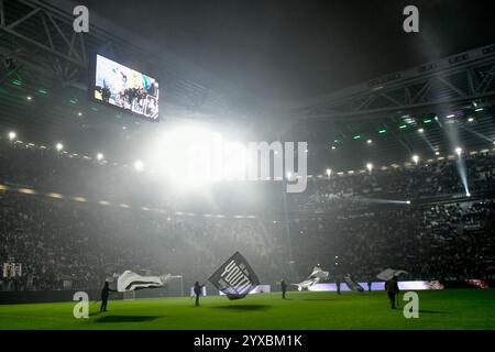 Torino, Italia. 14 dicembre 2024. Lo stadio è pronto per la partita di serie A tra Juventus e Venezia all'Allianz Stadium di Torino. Credito: Gonzales Photo/Alamy Live News Foto Stock