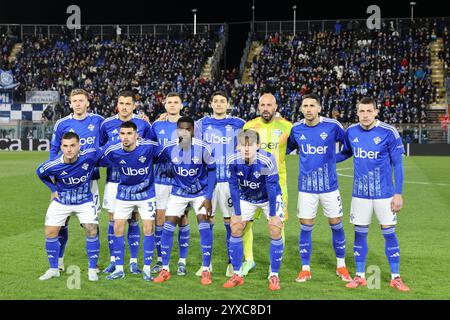 Como, Italia. 15 dicembre 2024. Comasco durante la partita di calcio di serie A Enilive 2024/2025 tra Como e Roma allo stadio Giuseppe Sinigaglia di Como - domenica 15 dicembre 2024. Sport - calcio. (Foto di Antonio Saia/LaPresse) credito: LaPresse/Alamy Live News Foto Stock