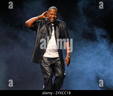 Hollywood Florida, Stati Uniti. 14 dicembre 2024. Martin Lawrence si esibisce durante il "Y'all Know What IT Is!" Tour all'Hard Rock Live tenuto al Seminole Hard Rock Hotel & Casino il 14 dicembre 2024 a Hollywood, Florida. Crediti: Mpi04/Media Punch/Alamy Live News Foto Stock