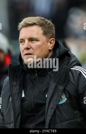 Newcastle, Regno Unito. 14 dicembre 2024. Eddie Howe Manager del Newcastle United durante la partita Newcastle United FC contro Leicester City FC English Premier League al St James' Park, Newcastle, Inghilterra, Regno Unito il 14 dicembre 2024 Credit: Every Second Media/Alamy Live News Foto Stock