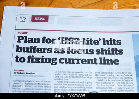 "Il piano per "HS2-lite" colpisce i buffer mentre l'attenzione si sposta sulla correzione della linea corrente" i titolo del giornale nuovo articolo del 9 dicembre 2024 Londra Regno Unito Foto Stock