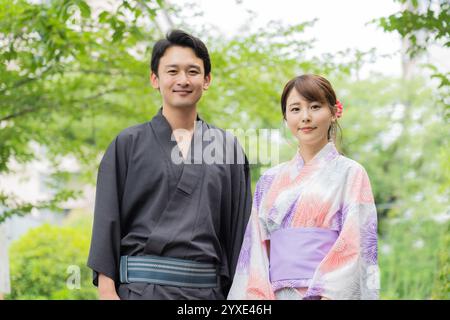 Coppia in yukata Foto Stock