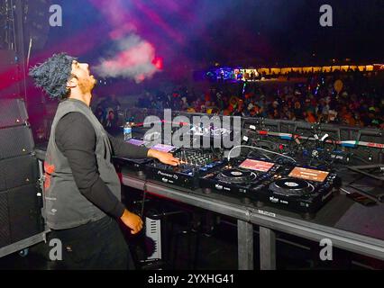 Olympic Valley, Stati Uniti. 15 dicembre 2024. Ookay si esibisce sul palco durante il Tahoe Live Music Festival 2024 al Palisades Resort il 15 dicembre 2024 a Olympic Valley, California. Foto: Casey Flanigan/imageSPACE for Tahoe Live/Sipa USA credito: SIPA USA/Alamy Live News Foto Stock