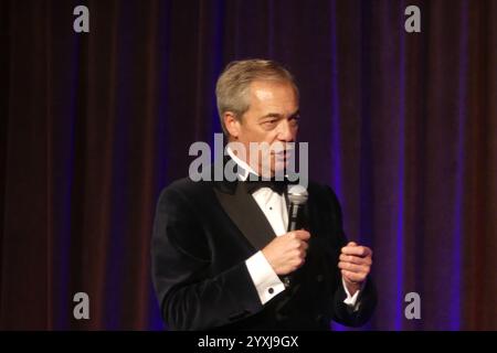 Cipriani Wall Street, 55 Wall Street, New York, NY 10005, 15 dicembre, 2024. Nigel Farage, leader della riforma del Regno Unito e membro del Parlamento britannico, si rivolge a un pubblico politico di prestigio al 112° New York Young Republicans Club Gala a Manhattan. Crediti: ©Julia Mineeva/EGBN TV News/Alamy Live News Foto Stock