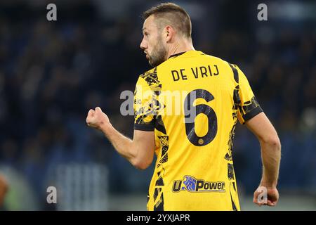 Roma, Italia 16.12.2024: Stefan De Vrij dell'Inter durante il campionato italiano di calcio di serie A Enilive 2024-2025 partita SS Lazio vs FC Internazionale A. Foto Stock