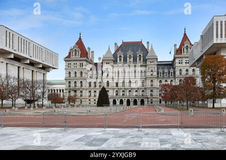 Edificio del Campidoglio dello stato di New York ad Albany, vista dall'Empire Plaza Foto Stock