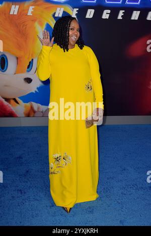 Hollywood, Stati Uniti. 16 dicembre 2024. Natasha Rothwell arriva al "Sonic the Hedgehog 3" di Paramount a Los Angeles prima tenutasi al TCL Chinese Theater il 16 dicembre 2024 a Hollywood, CA. © Starbuck/AFF-USA.com Credit: AFF/Alamy Live News Foto Stock