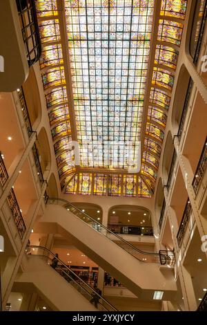 Centro commerciale El Palacio De Hierro, vetrate interne a città del Messico, Messico Foto Stock