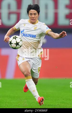 Milano, Italia. 11 dicembre 2024. Red Star's Seol Young-woo durante la partita di calcio di UEFA Champions League tra AC Milan e Crvena Zvezda allo Stadio San Siro di Milano, Italia settentrionale - mercoledì 11 dicembre 2024. Sport - calcio . (Foto di Spada/LaPresse) credito: LaPresse/Alamy Live News Foto Stock