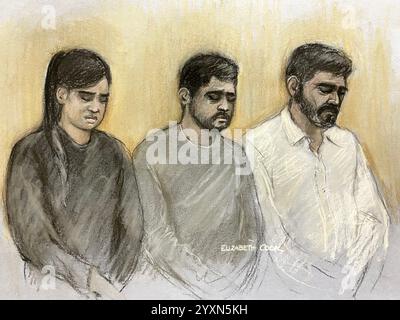 Schizzo dell'artista di corte di Elizabeth Cook della matrigna di Sara Sharif Beinash Batool, zio Faisal Malik e padre Urfan Sharif che appaiono per la condanna per la morte del bambino di 10 anni, all'Old Bailey di Londra. Sharif e Batool sono state incarcerate a vita all'Old Bailey per il suo omicidio, con un periodo minimo di 40 anni e 33 anni rispettivamente. Malik è stato imprigionato per 16 anni. Data foto: Martedì 17 dicembre 2024. Foto Stock