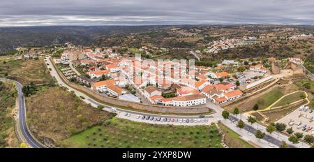 Vista aerea della città, Miranda do Douro, Trás-os-Montes e alto Douro, Portogallo Foto Stock