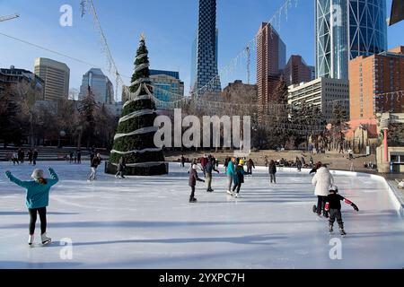 Calgary Canada - 29 dicembre 2023 - pattinaggio all'Olympic Plaza nel centro di Calgary Canada Foto Stock