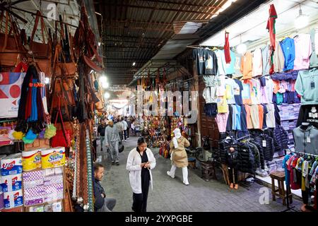 mercato di suk laksour nella vecchia medina di marrakech, marocco Foto Stock
