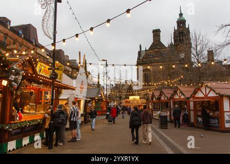 Mercatino di Natale 2024 di Sheffield Foto Stock