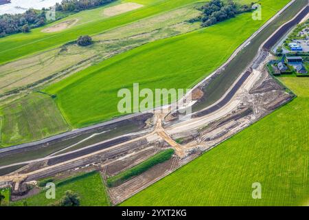 Veduta aerea, cantiere in costruzione sulla diga tra Dornick e Dornicksche Ward, zona di conservazione del paesaggio LSG, Vrasselt, Emmerich am Rhein, Lower RH Foto Stock