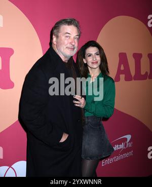 16 dicembre 2024, New York, New York, Stati Uniti: ALEC BALDWIN e HILARIA BALDWIN assistono al Broadway Gala Performance di 'All in: Comedy About Love by Simon Rich' all'Hudson Theatre4. (Credit Image: © Photo Image Press via ZUMA Press Wire) SOLO PER USO EDITORIALE! Non per USO commerciale! Foto Stock