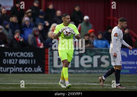 Tamworth, Regno Unito, 14 dicembre 2024. Jasbir Singh, portiere di Tamworth durante la partita della National League tra Tamworth e York City. (Credito: Gusto Foto Stock