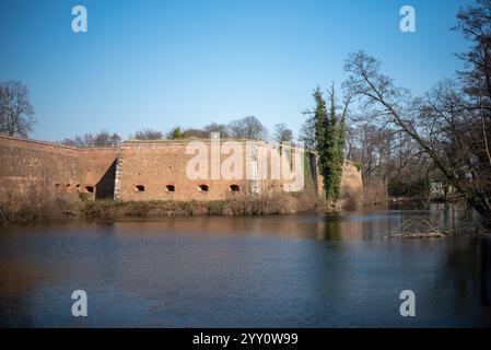 Cittadella di Spandau a Berlino, Germania, fortezza rinascimentale ben conservata e monumento storico Foto Stock