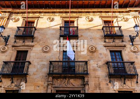 La Portu House, attualmente il municipio. Fu eretta dalla famiglia omonima nel XVI secolo. Zarautz, Gipuzkoa, Paesi Baschi, Spagna, Foto Stock