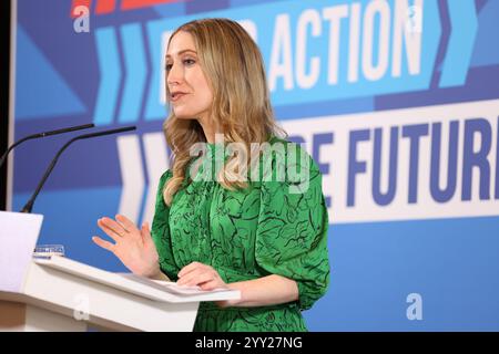 [MccLi0009644] Laura Trott, capo segretario al Tesoro, risponderà al lancio del Manifesto laburista in una conferenza stampa a Westminster. C) Belin Foto Stock
