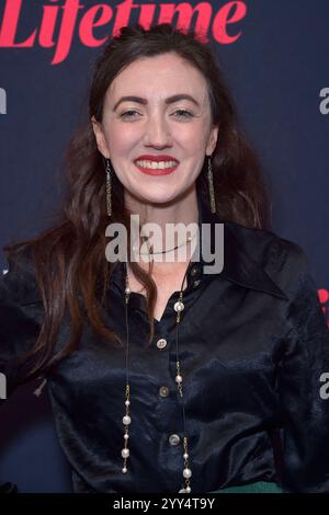 Amber Martinez Beim Screening des Lifetime Fernsehfilms Un falegname romantico di Natale nei teatri den Landmark al tramonto. Los Angeles, 18.12.2024 *** Amber Martinez alla proiezione del film televisivo A Carpenter Christmas Romance al Landmark Theatres Sunset Los Angeles, 18 dicembre 2024 foto:xD.xStarbuckx/xFuturexImagex carpenter 4261 Foto Stock