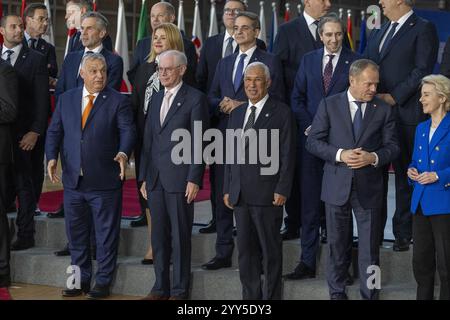 Primo ministro ungherese Viktor Orban, ex presidente del Consiglio europeo Herman Van Rompuy, presidente del Consiglio europeo Antonio Costa, primo ministro polacco Donald Tusk e presidente della Commissione europea Ursula Von der Leyen nella foto di un vertice straordinario dei capi di Stato e di governo dell'UE (19-20/12), tenutosi a Bruxelles giovedì 19 dicembre 2024. I capi di Stato e di governo dell'Unione europea (UE) dovrebbero discutere delle relazioni esterne tra l'UE e il "resto del mondo” e della guerra in Ucraina. BELGA FOTO NICOLAS MAETERLINCK Foto Stock